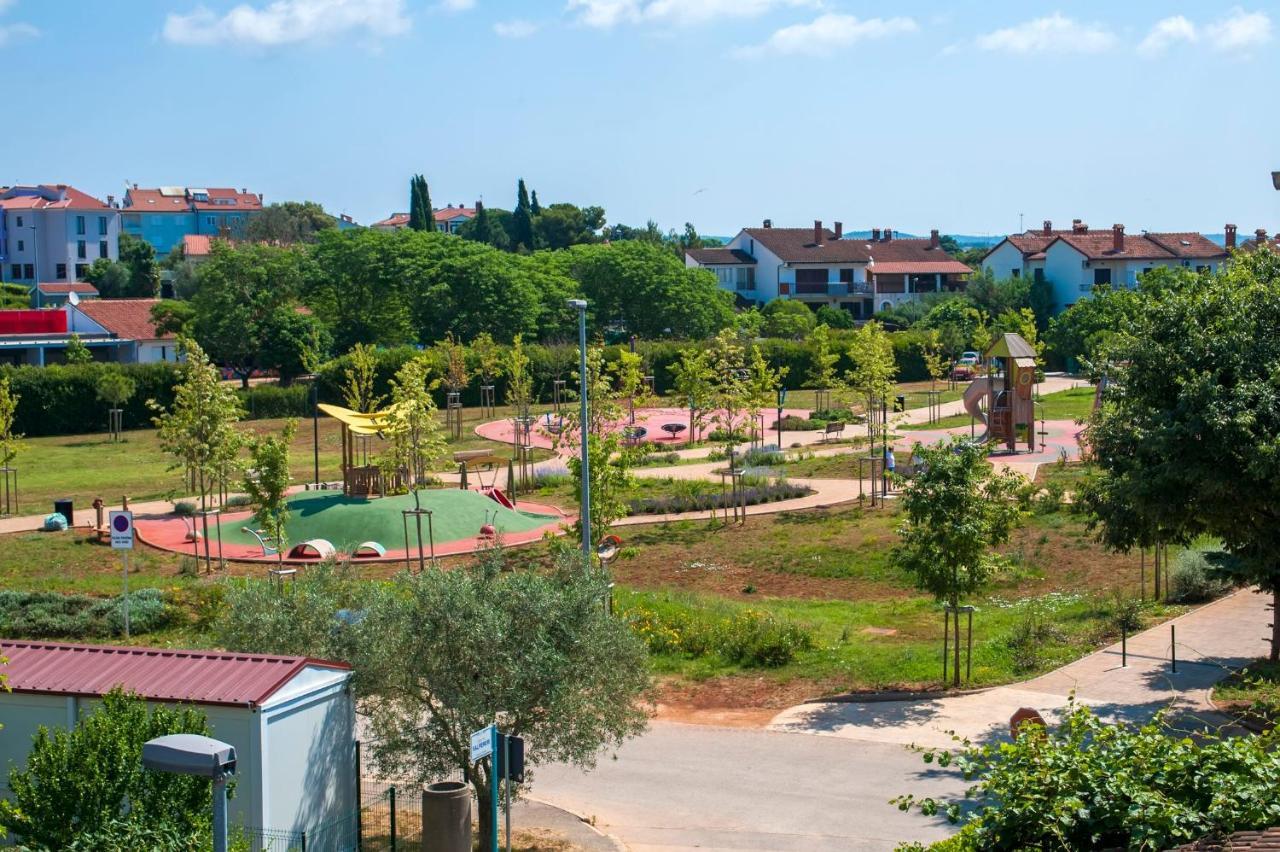 רוביני Apartments Anamar מראה חיצוני תמונה